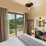Ithaca Apartman