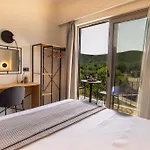 Апартаменты Ithaca *